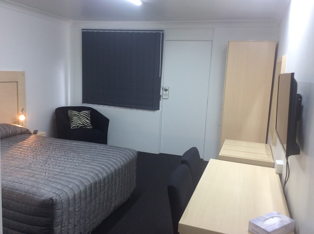 Cherry Blossom Motor Inn | lodging | 19 Zouch St, Young NSW 2594, Australia | 0263821699 OR +61 2 6382 1699