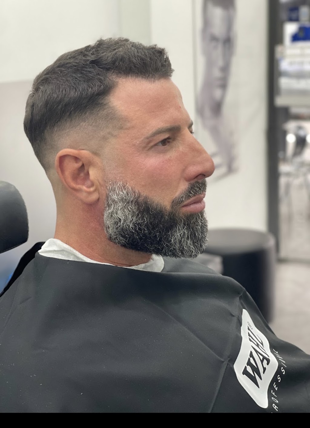 ERFAN Barber | 46B Darlinghurst Rd, Potts Point NSW 2011, Australia | Phone: 0437 757 777