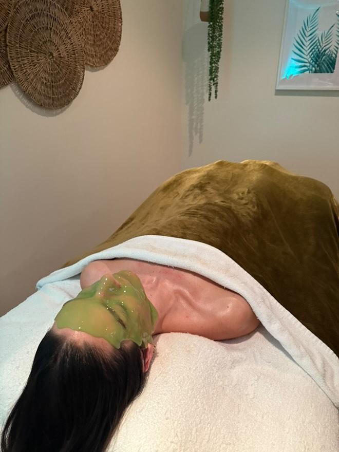 Jade with Envy | Lady Bay Resort/ Lady Bay Treatment Rooms, 2 Pertobe Rd, Warrnambool VIC 3280, Australia | Phone: 0400 769 315
