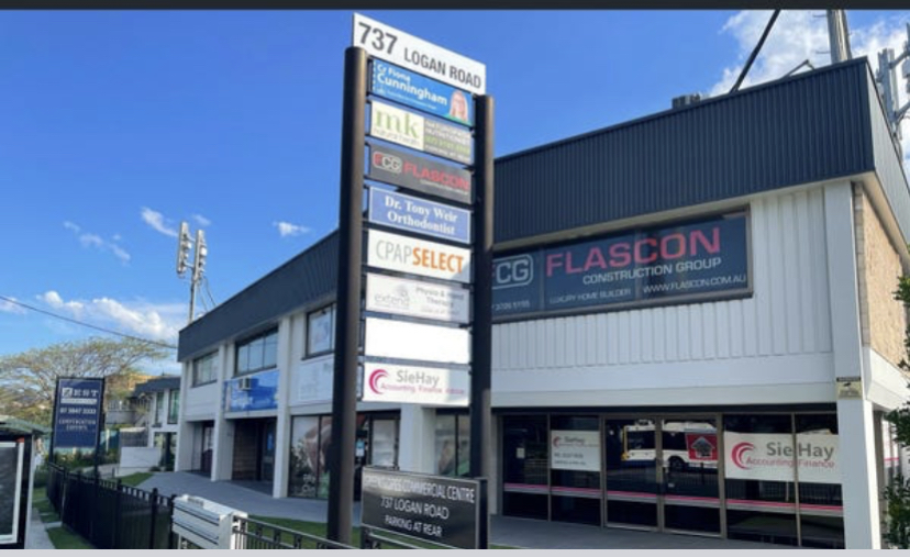 As Pinned Alterations | Level 1, suite 2/737 Logan Rd, Greenslopes QLD 4120, Australia | Phone: 0415 968 700