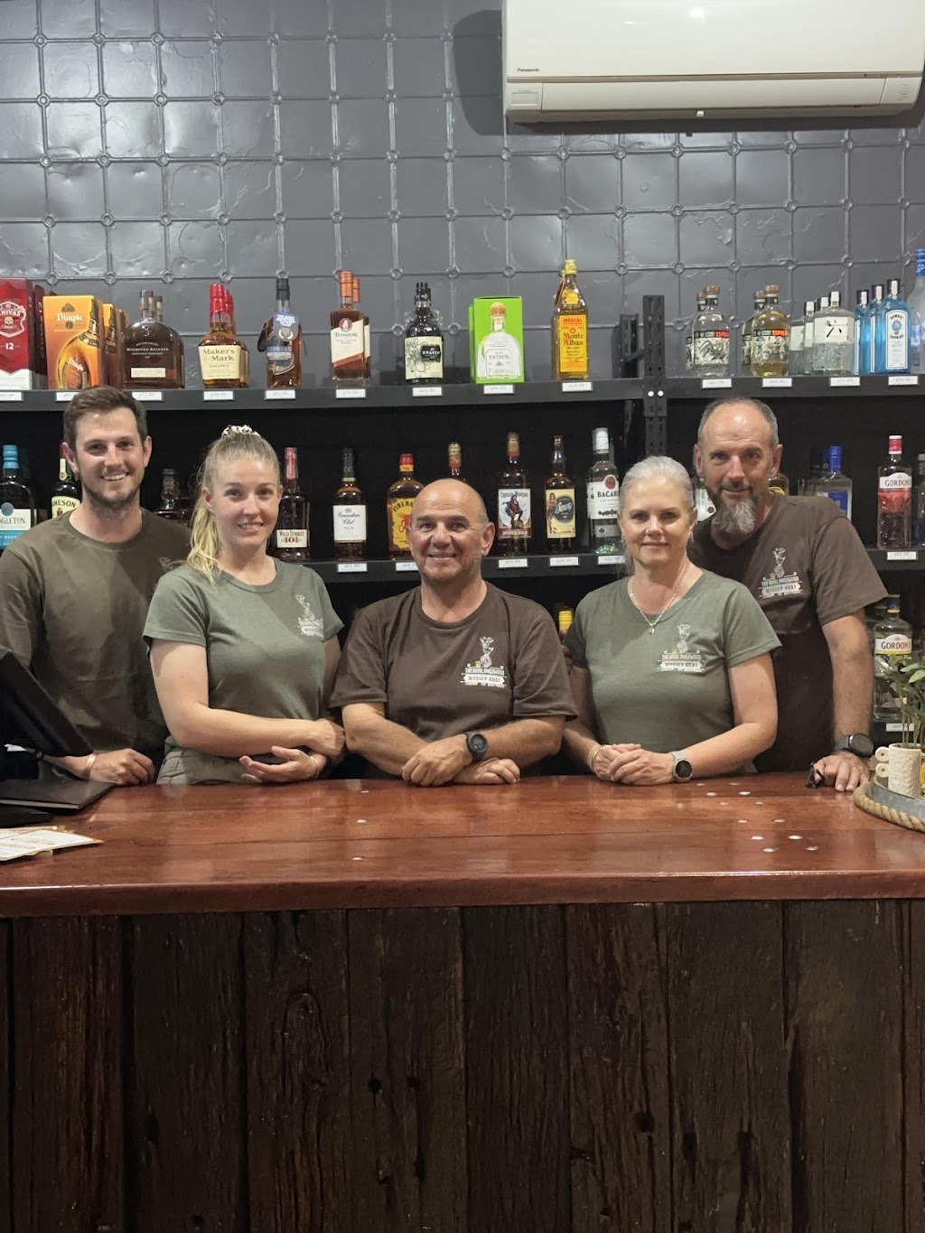 The Royal Inglewood Wobbly Goat LB | 54 Albert St, Inglewood QLD 4387, Australia | Phone: 0476 413 931