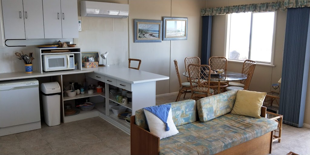 Seafront Shack | lodging | 22 Dowling Dr, Port Hughes SA 5558, Australia