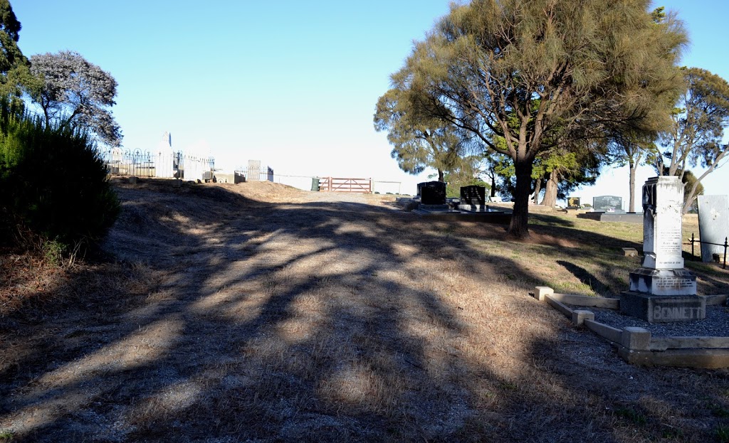 Bullaparinga Cemetery | 47 Old Council Chambers Rd, Delamere SA 5204, Australia