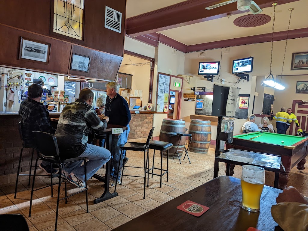 Norseman Hotel - Bottlemart Express | 90 Roberts St, Norseman WA 6443, Australia | Phone: (08) 9039 1023