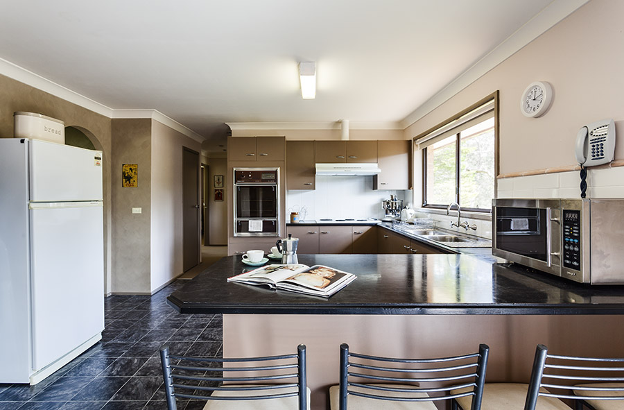 Fifth Ave Katoomba Retreat | 10 Fifth Ave, Katoomba NSW 2780, Australia | Phone: 0414 654 904