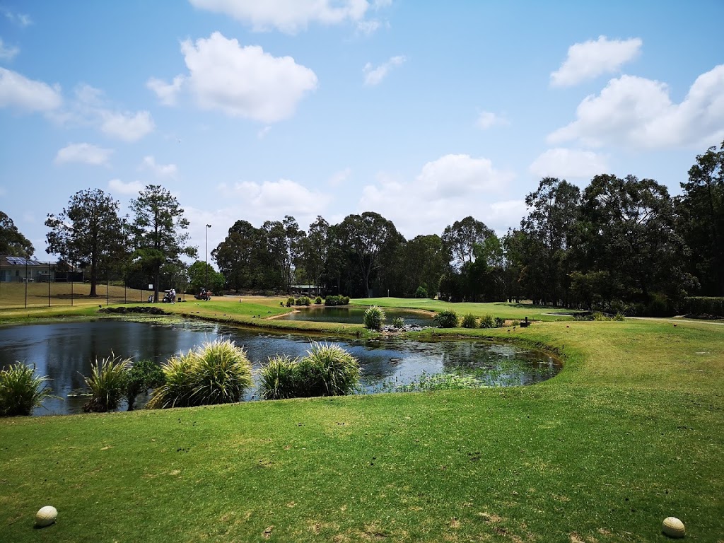 Lakeside Country Club | 433 Brisbane Rd, Coombabah QLD 4216, Australia | Phone: (07) 5594 0196