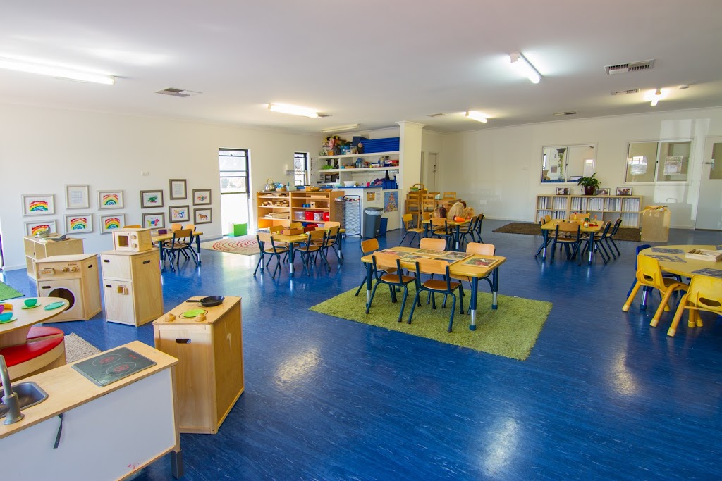 Buggles Child Care Beeliar | school | 4 Bluebush Ave, Beeliar WA 6164, Australia | 1800517141 OR +61 1800 517 141