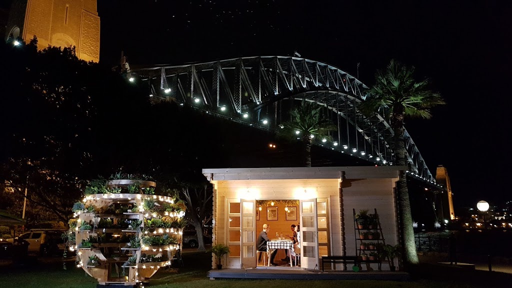 Roundabout THE House | 96-98 Bowral Rd, Mittagong NSW 2575, Australia | Phone: (02) 4872 2866