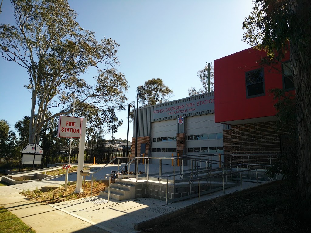 Fire and Rescue NSW Ropes Crossing Fire Station | 1a Ellsworth Dr, Tregear NSW 2770, Australia | Phone: (02) 9628 0661