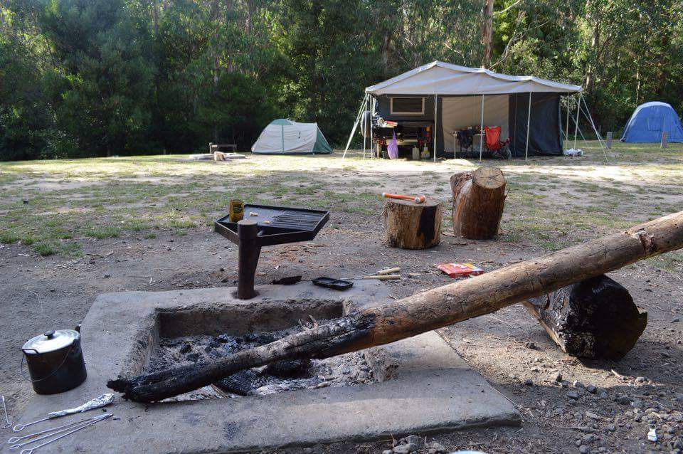 Stevensons Falls Campground | campground | Roadknight Creek Road, Barramunga VIC 3249, Australia