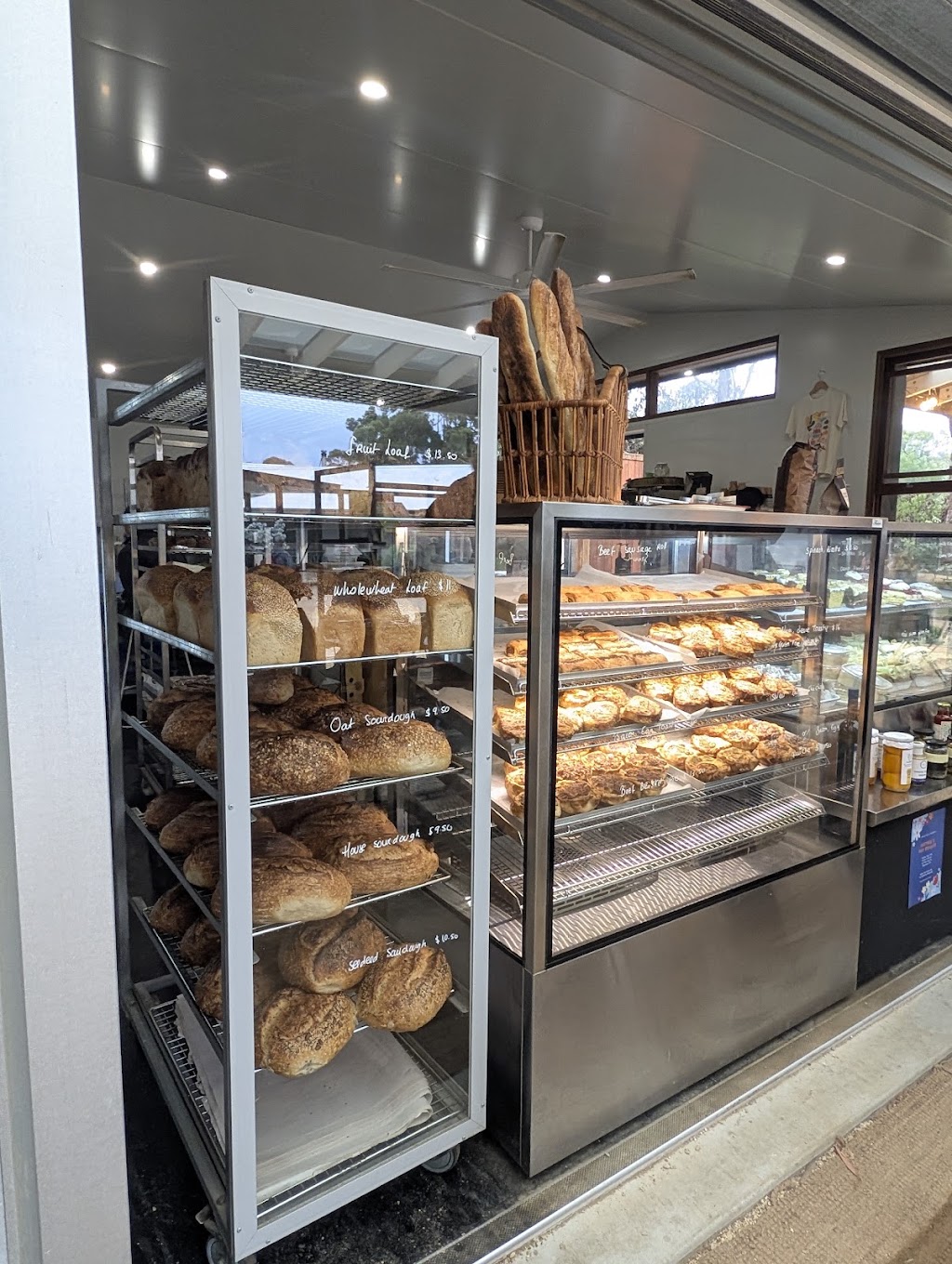 Bread Local | 167 Pink Lake Rd, Pink Lake WA 6450, Australia | Phone: 0477 948 731