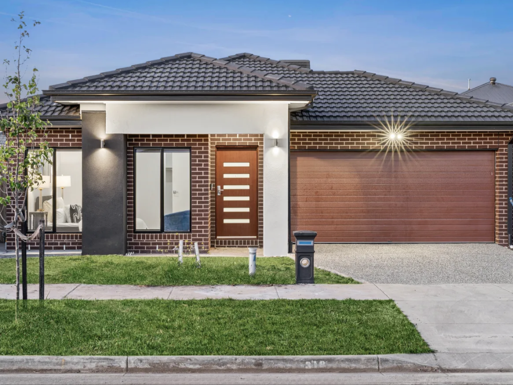 Lashly Beauty | 5 Serenity St, Armstrong Creek VIC 3217, Australia | Phone: 0451 980 486