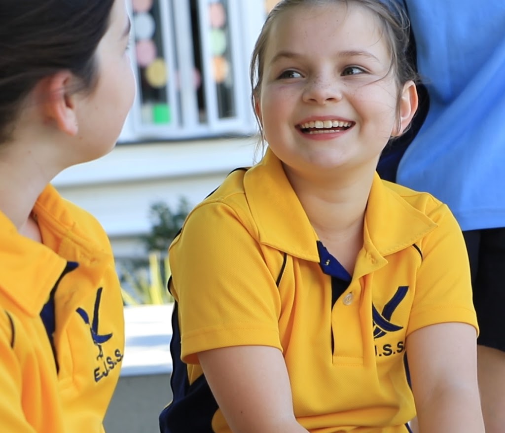 Red Oak School Uniforms | clothing store | 14 Ashtan Pl, Banyo QLD 4014, Australia | 0732923205 OR +61 7 3292 3205