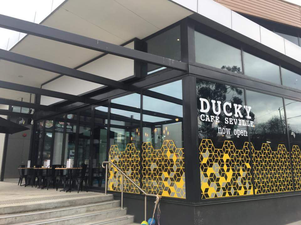 Ducky Café Seville | cafe | 579 Warburton Hwy, Seville VIC 3139, Australia | 0359643092 OR +61 3 5964 3092