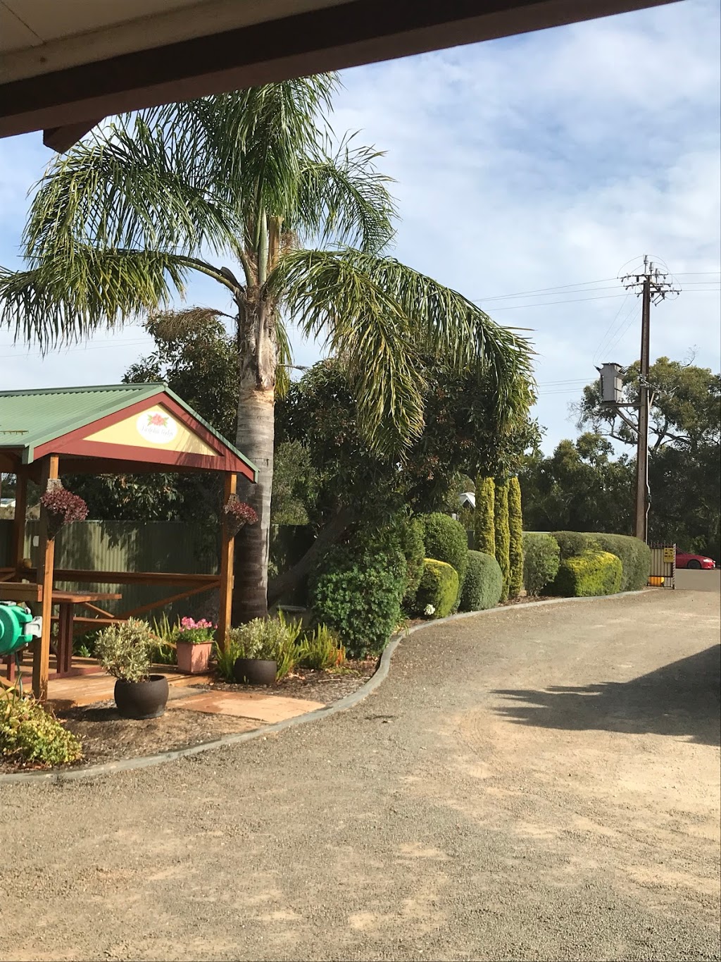 Ficifolia Lodge | 13 Cook St, Parndana SA 5220, Australia | Phone: 0428 828 400