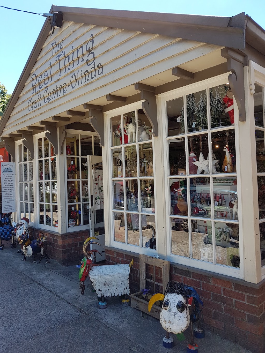 Rubies & Rust | 15 Olinda-Monbulk Rd, Olinda VIC 3788, Australia | Phone: (03) 9751 1616