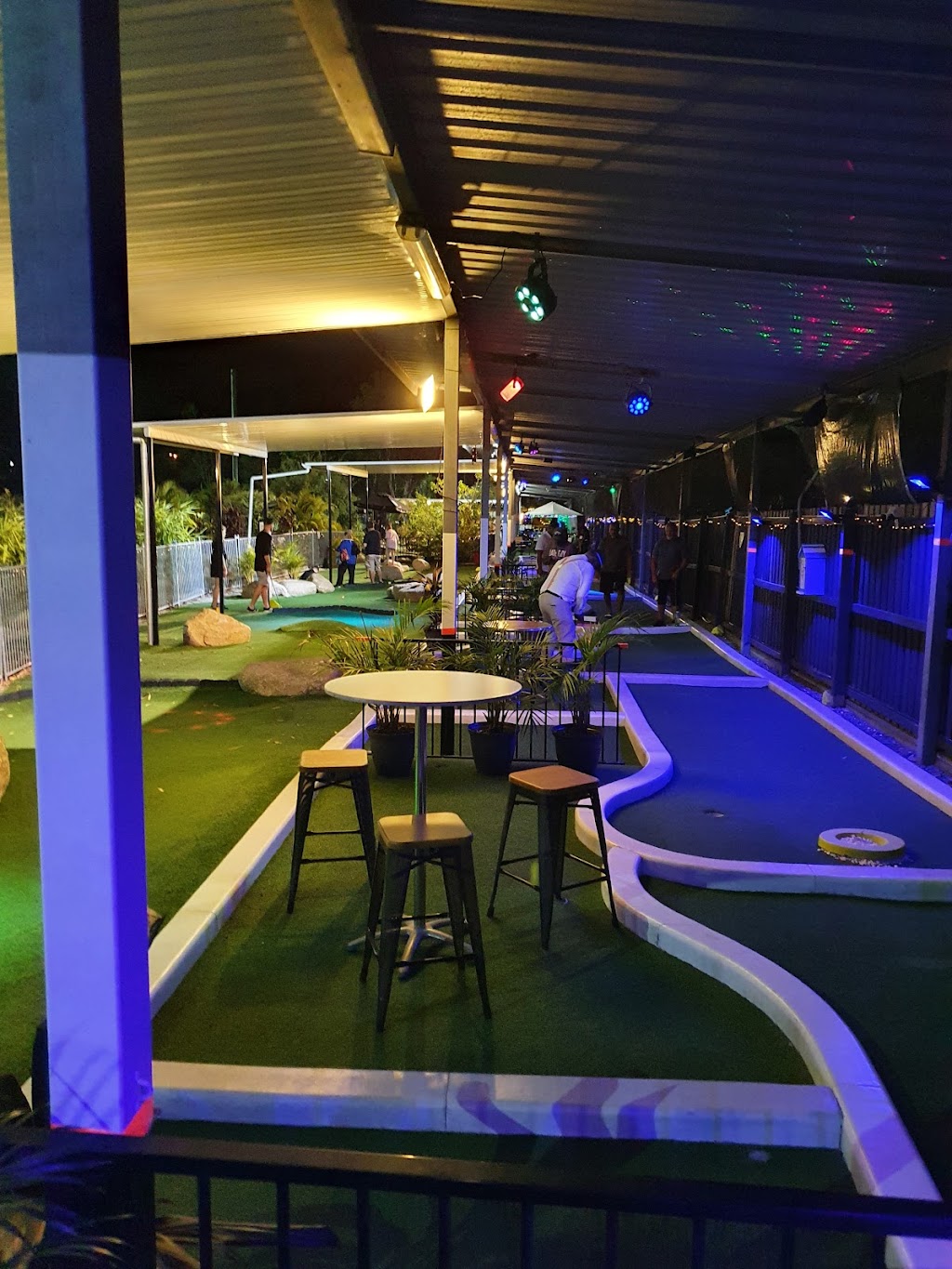 Mt Gravatt Mini Golf & Foot Golf | Entrance via, Mt Gravatt Showgrounds, Broadwater Rd, Mount Gravatt QLD 4122, Australia | Phone: (07) 3107 3218