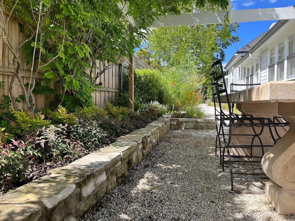 Oak & Rose Garden Co. | 7 Ranelagh St, Ranelagh TAS 7109, Australia | Phone: 0424 224 627