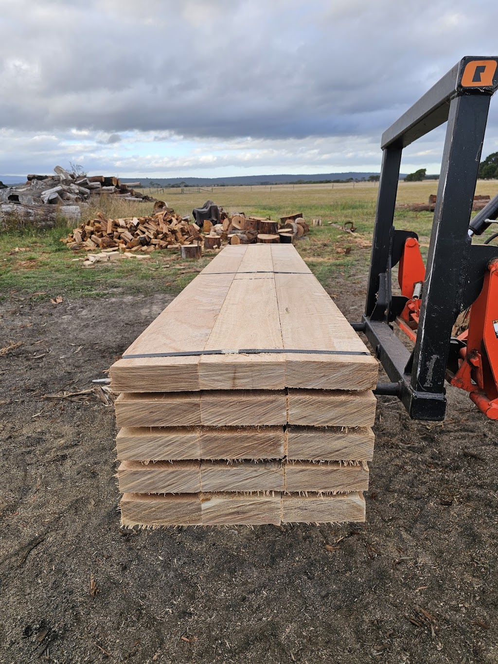 Tims Timber & FireWood | 290 Woranga School Rd, Yarram VIC 3971, Australia | Phone: 0439 159 252