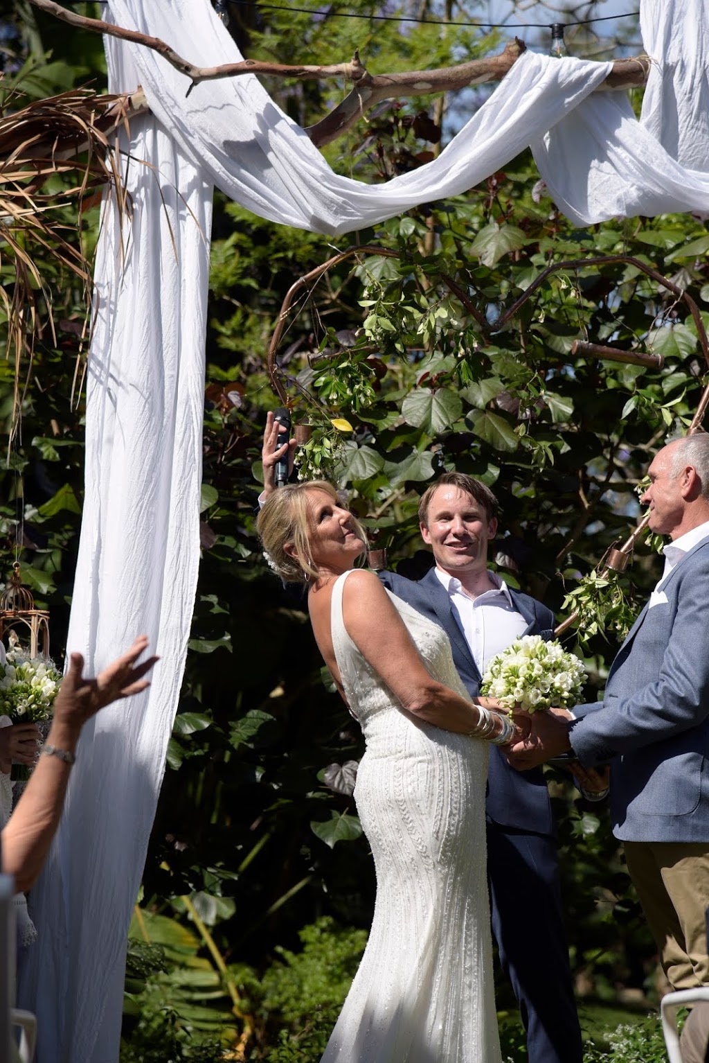 Marry Us Gary - Celebrant | 2/1 Albemarle St, Narrabeen NSW 2101, Australia | Phone: 0402 713 895