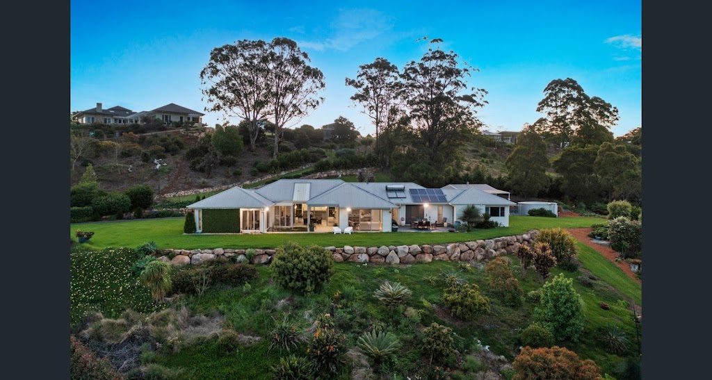 Arden Vale Homes Display Home | 62 Reis Rd, Highfields QLD 4352, Australia | Phone: (07) 4635 3885