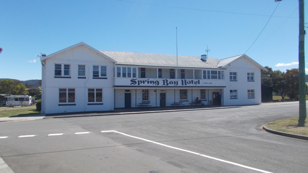 Spring Bay Hotel | campground | 1 Charles St, Triabunna TAS 7190, Australia | 0362573115 OR +61 3 6257 3115