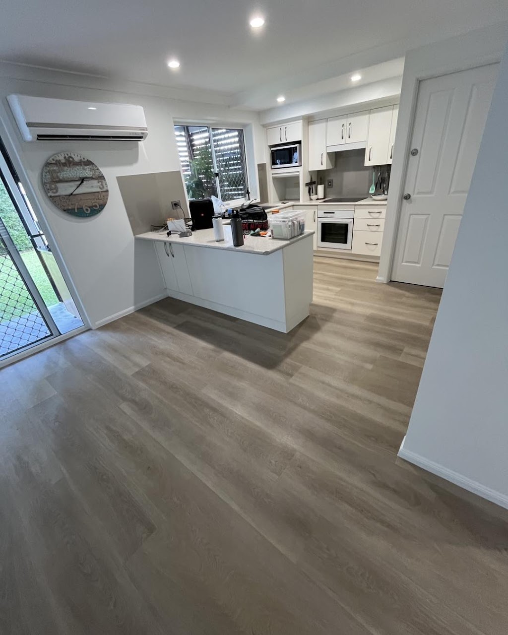 AGM Flooring & Tiling | 14 Macadamia Dr, Hidden Valley QLD 4703, Australia | Phone: 0457 575 785