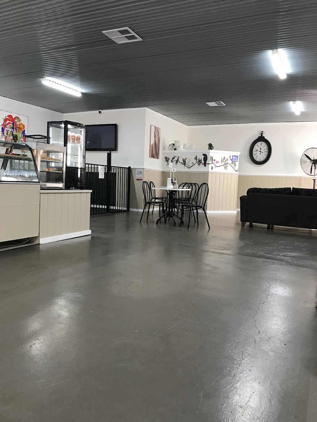 Brick Kiln Cafè | cafe | 139 Davidson St, Deniliquin NSW 2710, Australia | 0358815693 OR +61 3 5881 5693