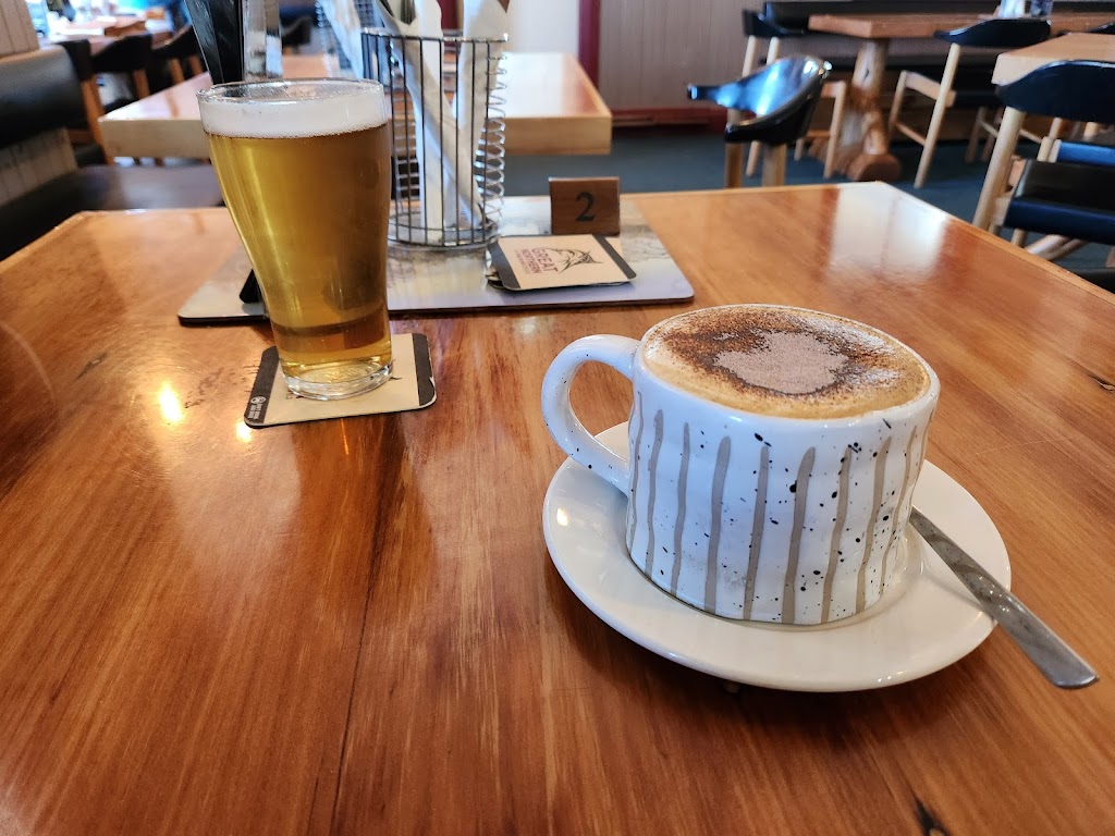 Bredbo Inn Hotel | 1 Monaro Hwy, Bredbo NSW 2626, Australia | Phone: (02) 6454 4109