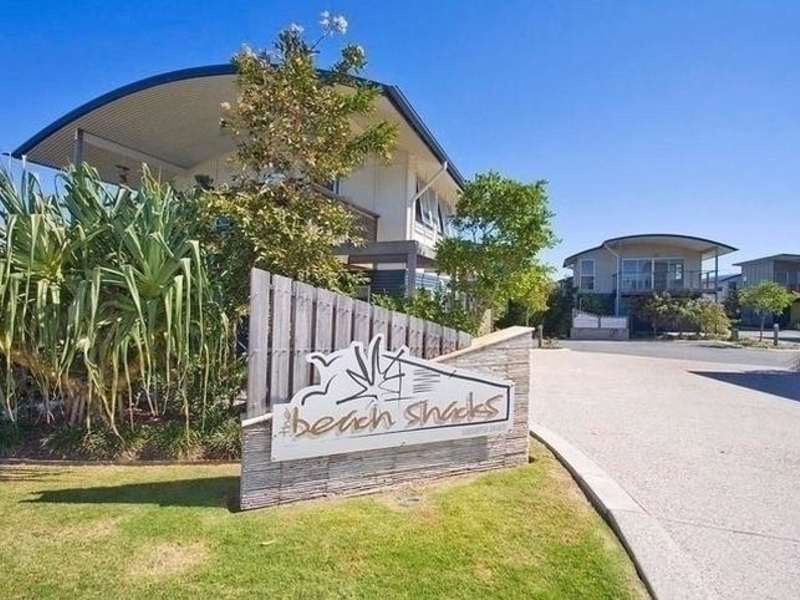 Beach Shacks | real estate agency | 618/618 Casuarina Way, Casuarina NSW 2487, Australia | 0266776006 OR +61 2 6677 6006