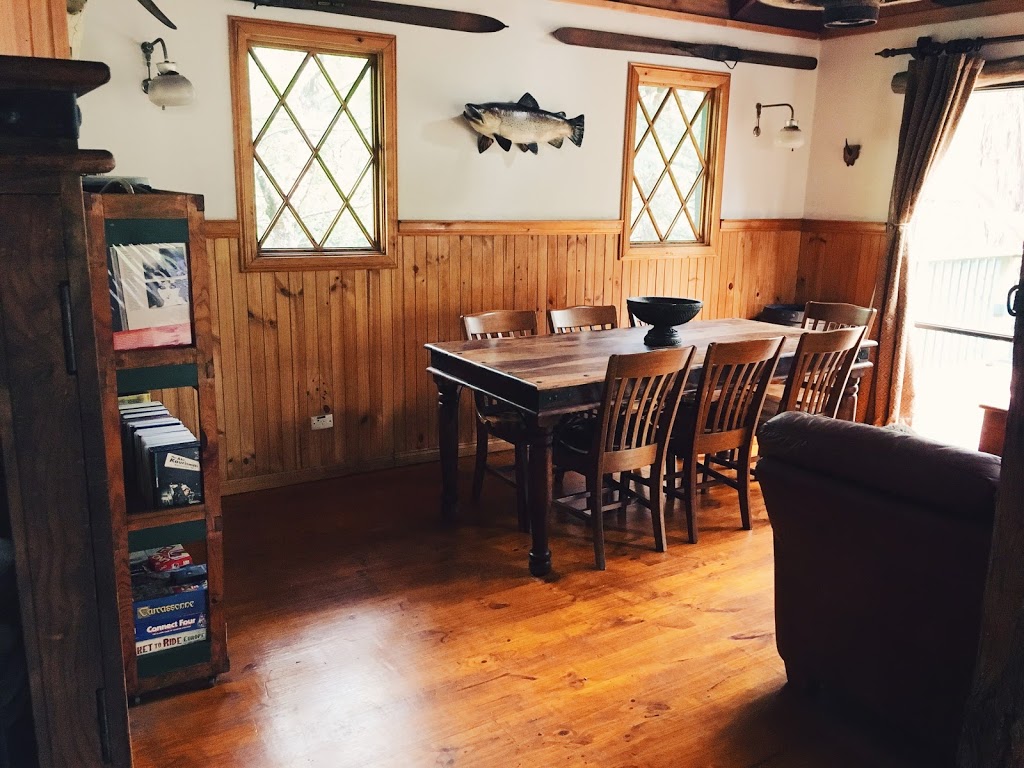 Moose Head Lodge | Tramline Rd, Tanjil Bren VIC 3833, Australia | Phone: 0488 222 532