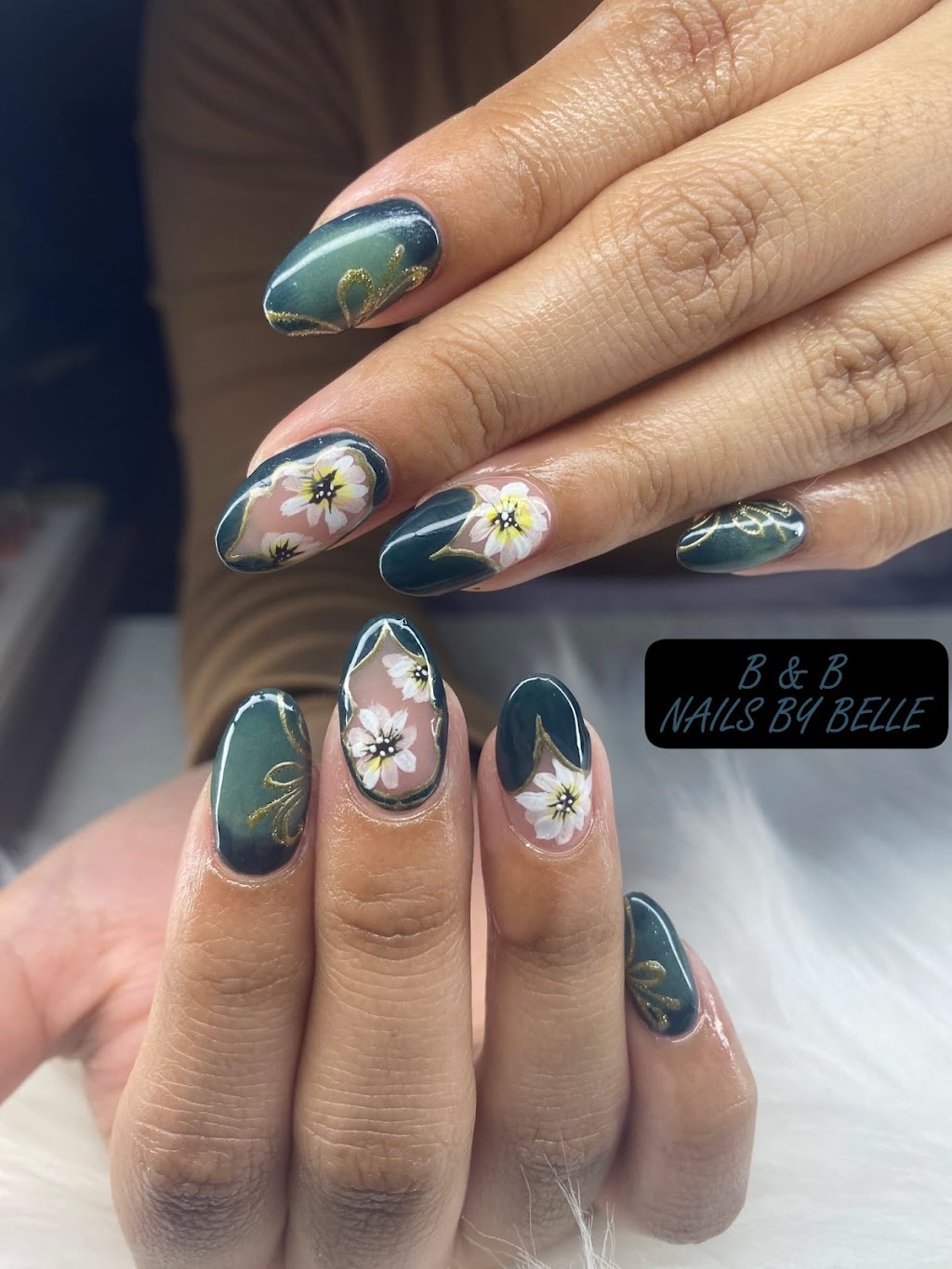 B & B Spa and Nails | 95 Flemington Cres, Werribee VIC 3030, Australia | Phone: 0411 648 239