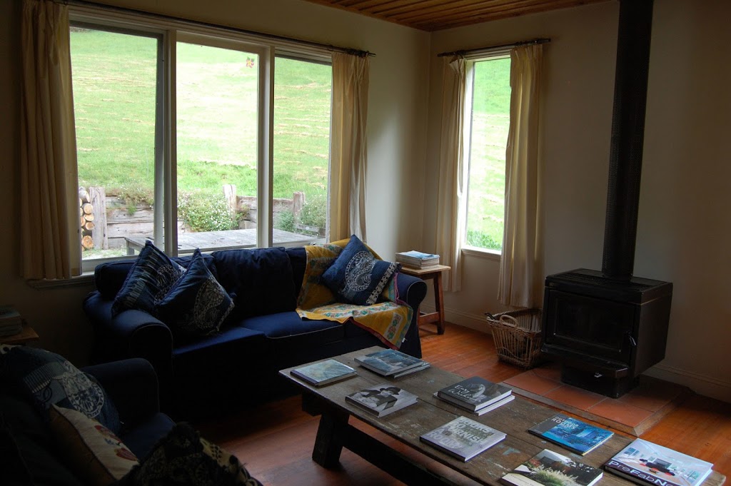 allenvale cottages | 150 Allenvale Rd, Lorne VIC 3232, Australia | Phone: 0413 346 360