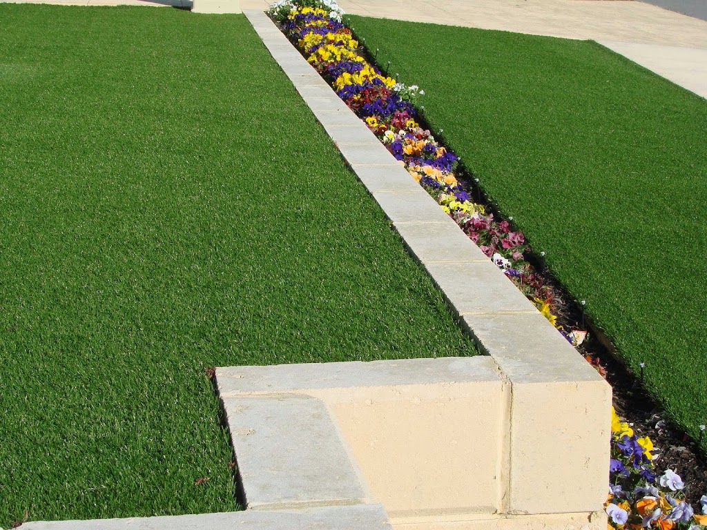 West Coast Synthetic Grass | Greenshank Dr, Joondalup WA 6027, Australia | Phone: 0404 933 102