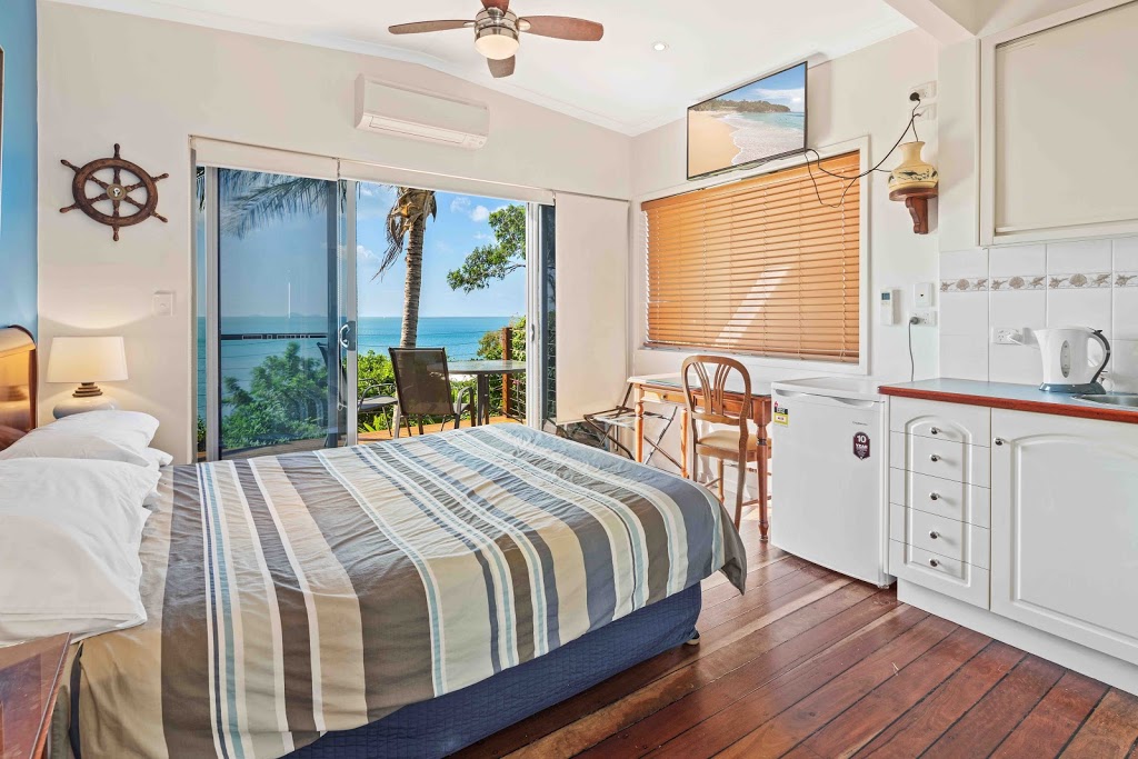 Airlie Beach House | 13 Ocean View Ave, Airlie Beach QLD 4802, Australia | Phone: 0419 647 837