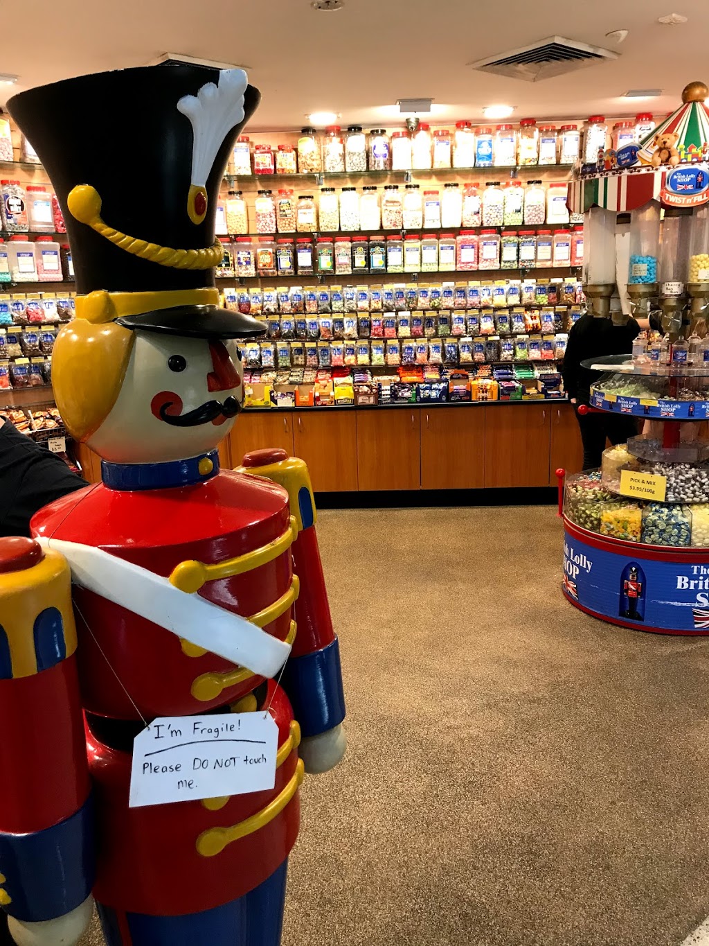 The British Lolly Shop | Harbourside Shopping Centre, 441/2-10 Darling Dr, Sydney NSW 2000, Australia | Phone: (02) 9212 2298