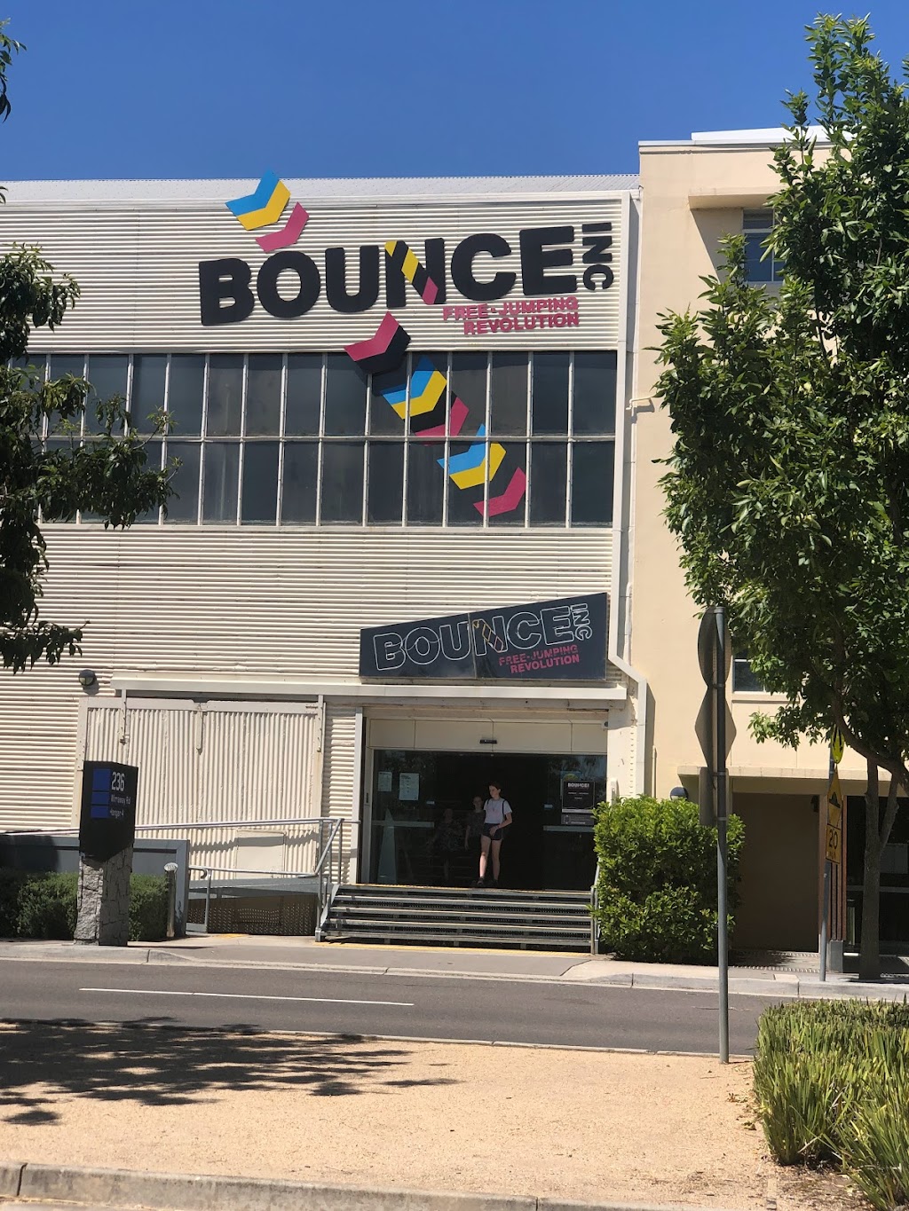 BOUNCE Essendon Fields | Hangar 4, 236 Wirraway Rd, Essendon Fields VIC 3041, Australia | Phone: (03) 9131 5099