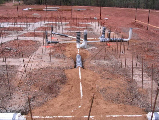 Christians Plumbing | 46 Batts St, Emerald QLD 4720, Australia | Phone: (07) 4982 1027