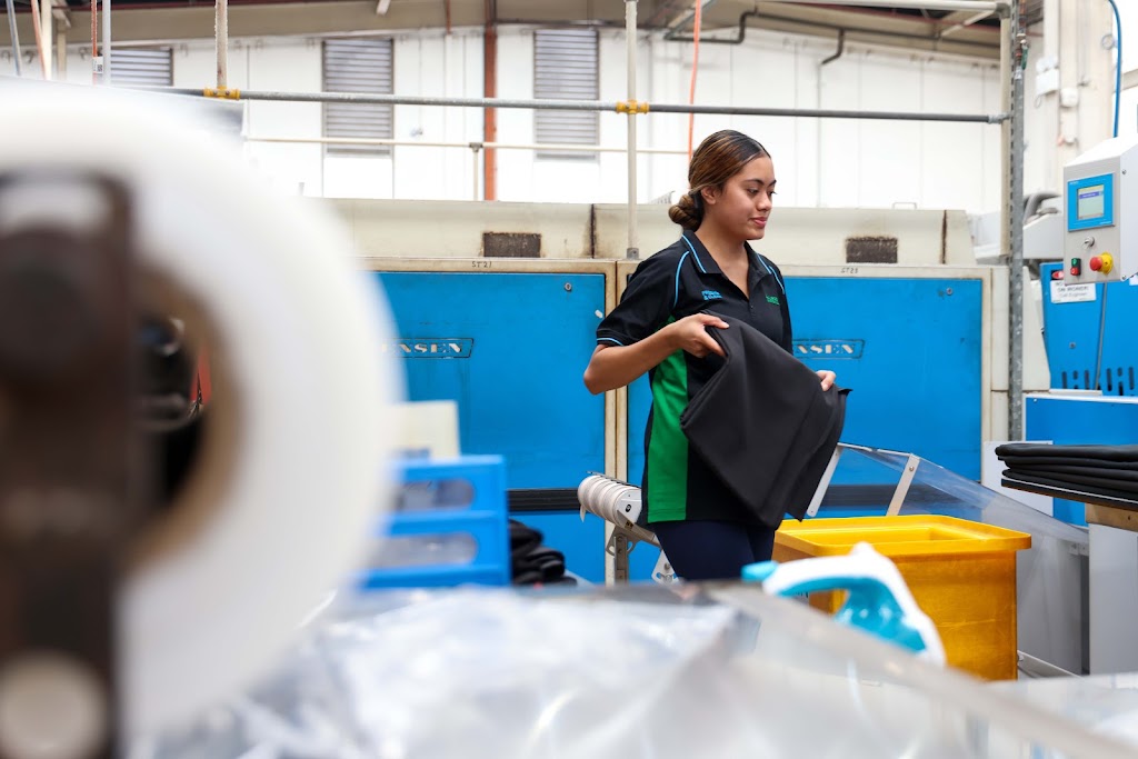 Alsco Uniforms Jindabyne | 11 Baggs St, Jindabyne NSW 2627, Australia | Phone: (02) 8796 6800