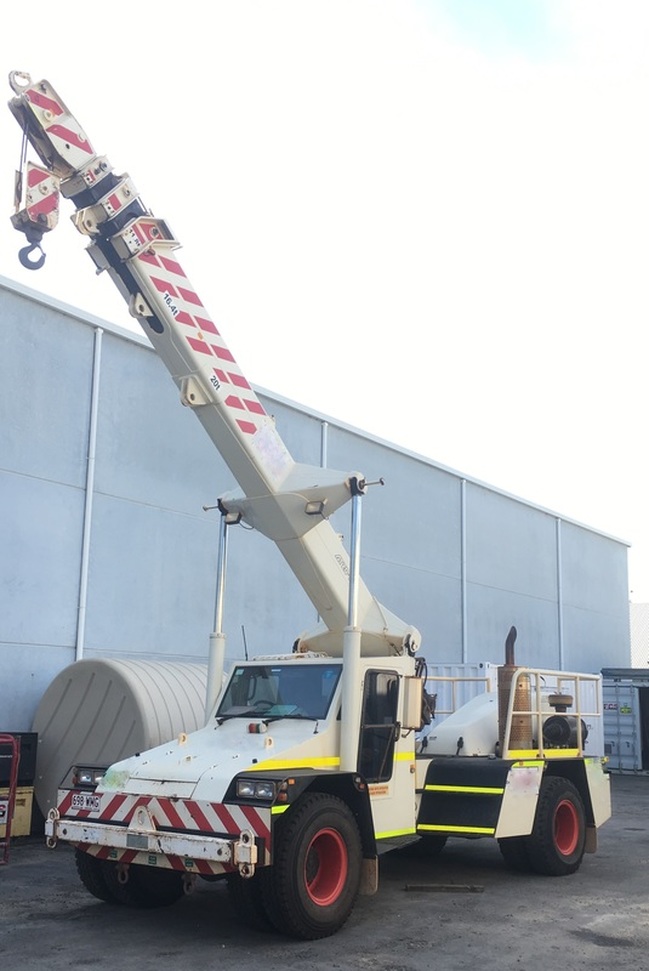 C & C Construction Services | 24 Martin Dr, Tomago NSW 2322, Australia | Phone: (02) 4062 8775