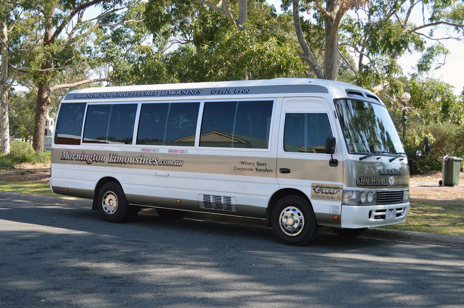 Mornington Chauffeured Limousines | 900 Moorooduc Hwy, Mornington VIC 3931, Australia | Phone: (03) 5978 8900