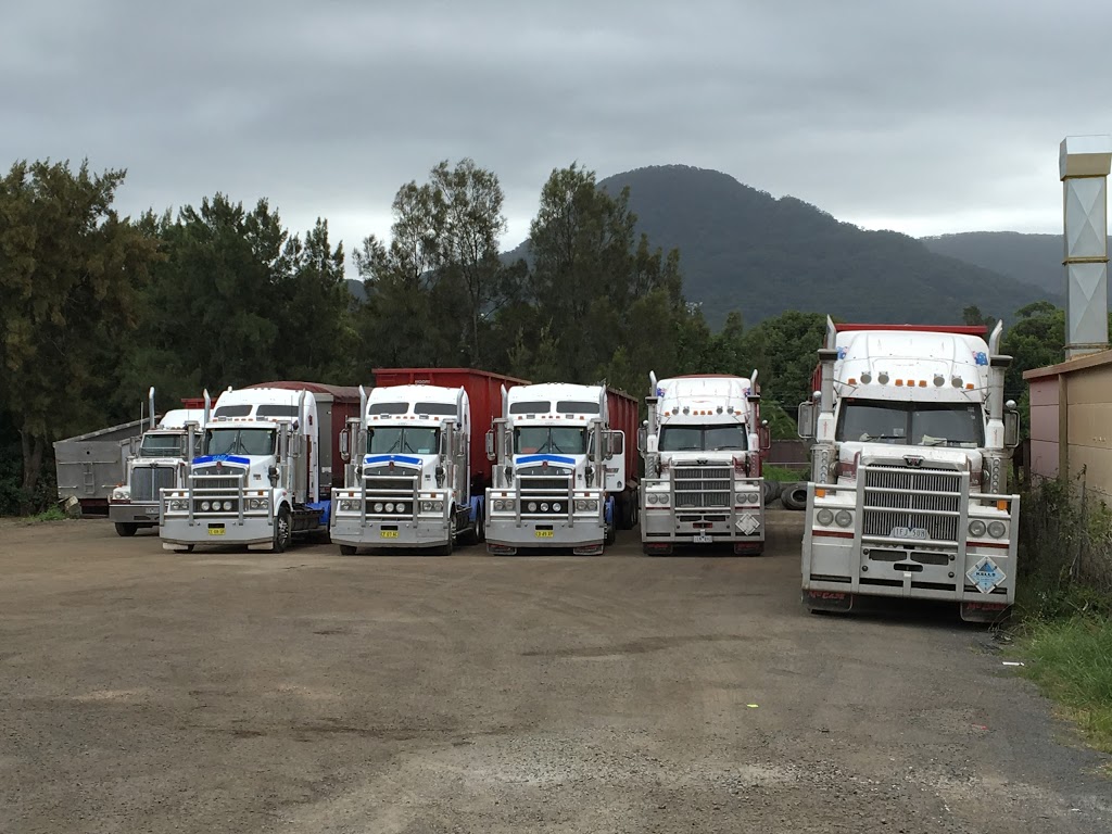 McCabe Transport Pty Ltd | moving company | 28 Waverley Dr, Unanderra NSW 2526, Australia | 0242711697 OR +61 2 4271 1697