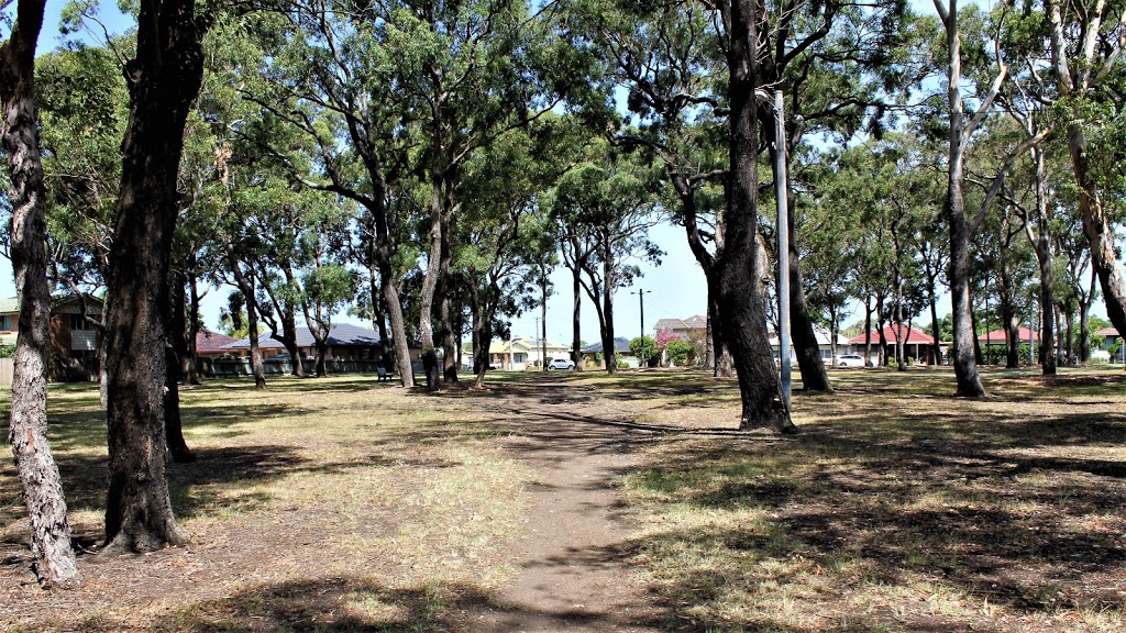 Phil Adams Park | park | East Corrimal NSW 2518, Australia | 0242277111 OR +61 2 4227 7111
