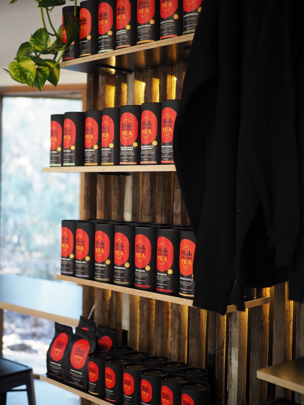 Booln Booln Cafe | 410 Surf Coast Hwy, Grovedale VIC 3216, Australia | Phone: (03) 4252 8777