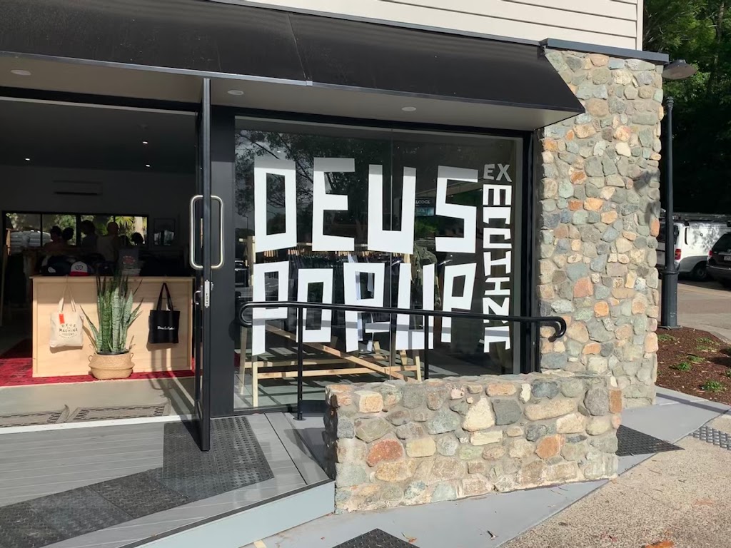 Deus Ex Machina Noosa | clothing store | 15 Noosa Dr, Noosa Heads QLD 4567, Australia | 0754492195 OR +61 7 5449 2195