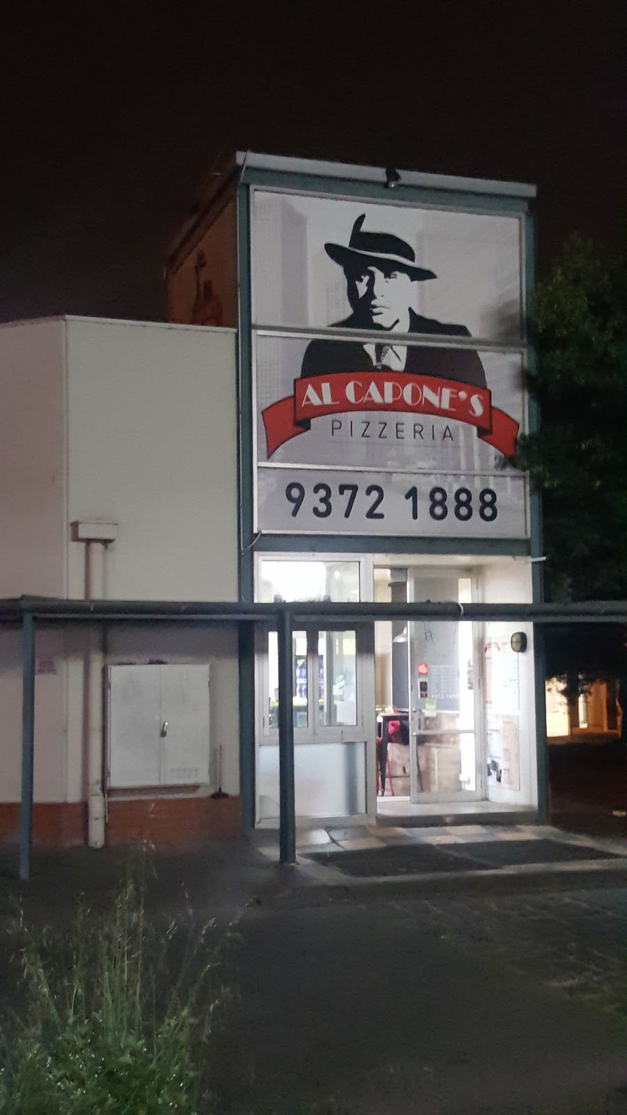 Al Capones Pizzeria | meal delivery | 1/10 Gatehouse Dr, Kensington VIC 3031, Australia | 0393721888 OR +61 3 9372 1888