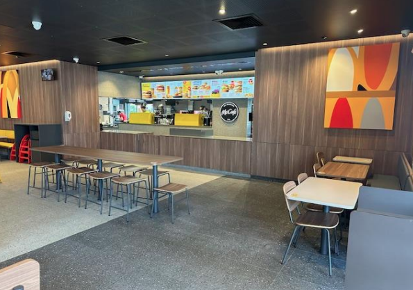 McDonalds Rothwell | 188 Morris Rd, Rothwell QLD 4022, Australia | Phone: (07) 3897 8600