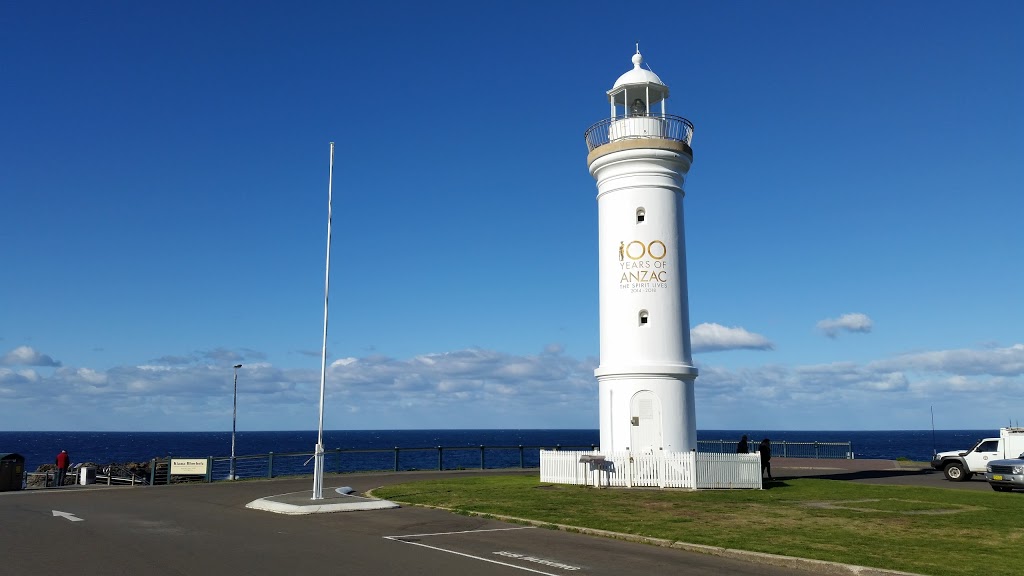 Kiama Lighthouse | travel agency | Blowhole Point Road, Kiama NSW 2533, Australia | 0242323322 OR +61 2 4232 3322