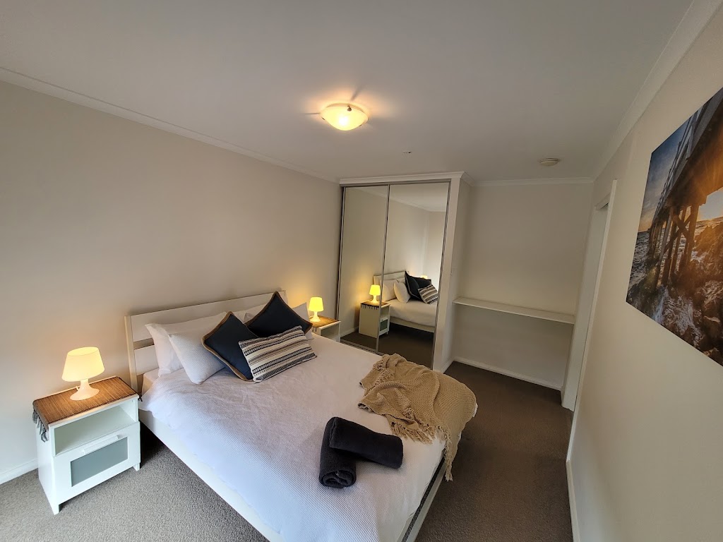 Bronzewing Villas | 105 The Esplanade, Naracoopa TAS 7256, Australia | Phone: 0482 694 004