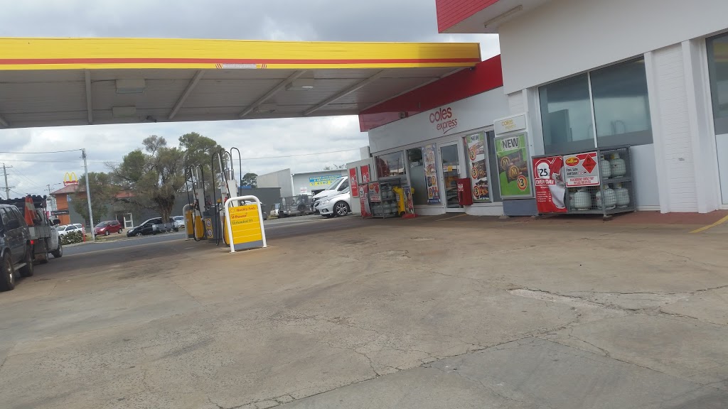 Coles Express Kingaroy | gas station | 117 Youngman St, Kingaroy QLD 4610, Australia | 0733381264 OR +61 7 3338 1264